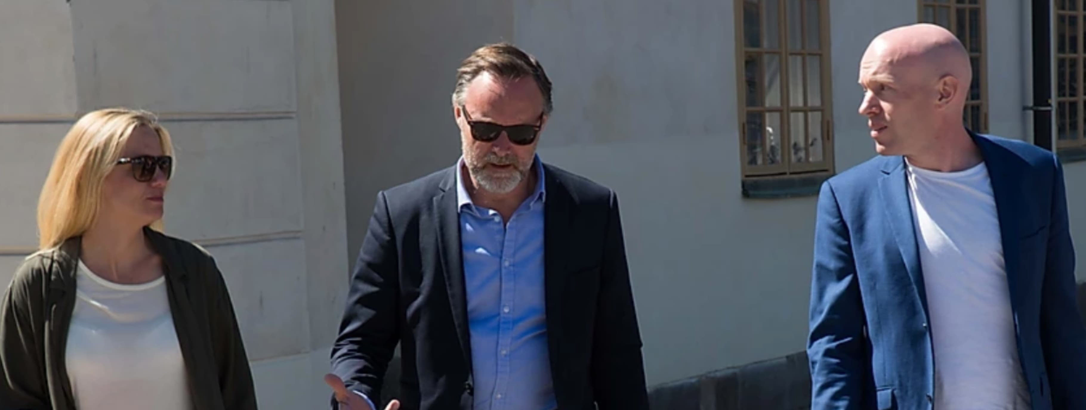Fredrik Lindqvist tillsammans med två kollegor